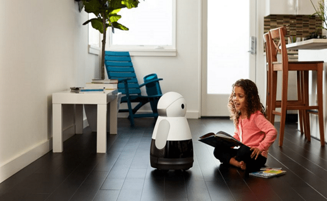 Kuri Robot – Cute intelligent assistant for your house