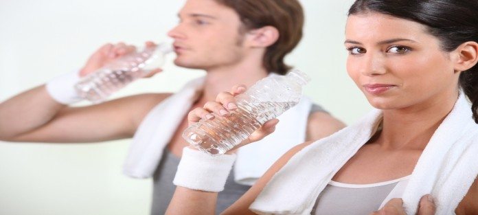 5 Best Ways That Water Helps You Fight The Fat