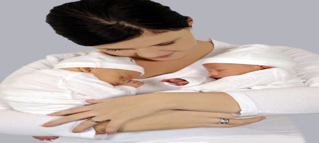 How to Breastfeeding Twins