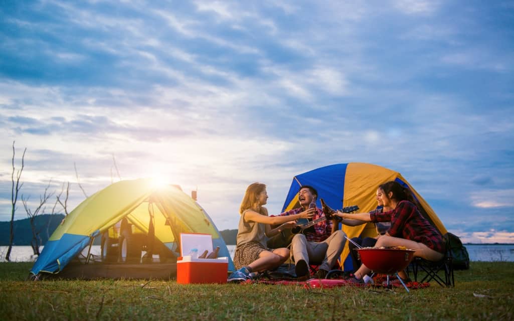 Camping Equipment You Must Carry