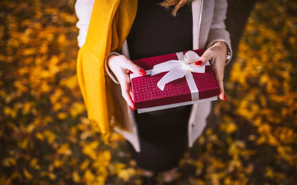 Five Gift Ideas for Those Who Love Fall