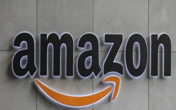 Amazon Pauses Recruiting in Face of Negative Economic Predictions