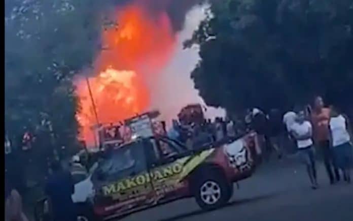 A massive explosion of a fuel tank left dead and injured in South Africa