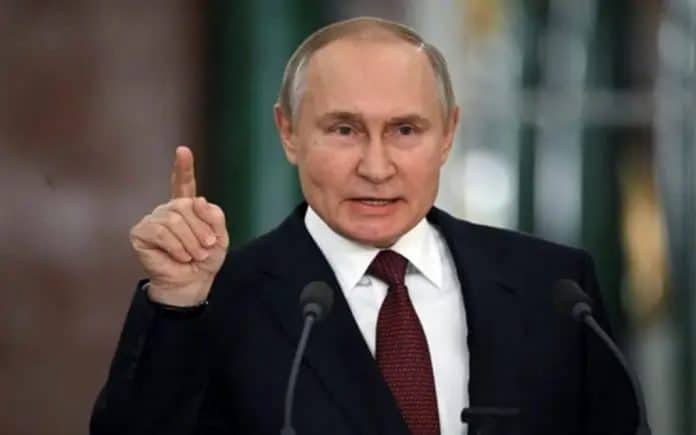 Putin announces a temporary truce for Christmas