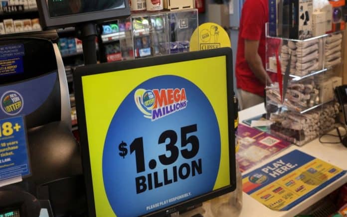 US Lottery Jackpot/Reuters