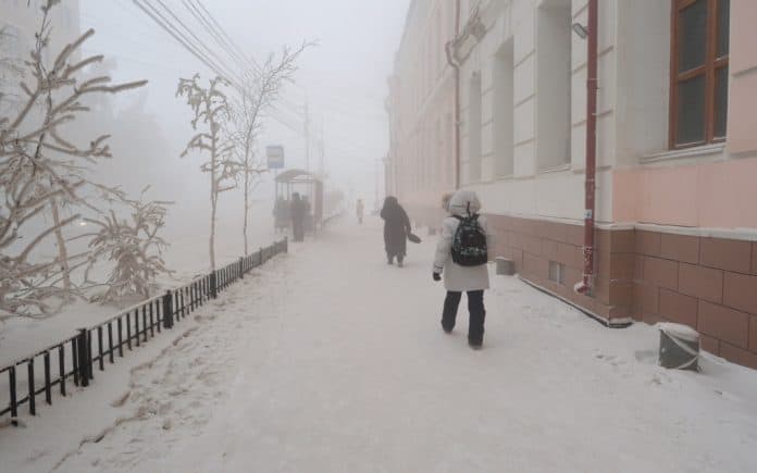 temperature in the coldest city in the world reaches minus 50