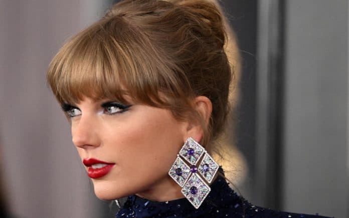 You won't believe the price of Taylor Swift's earrings
