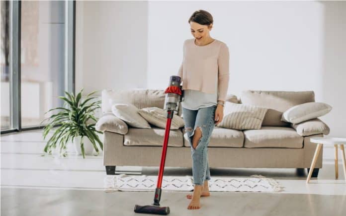 Conquer Your Cleaning Chores with a Cordless Vacuum Cleaner