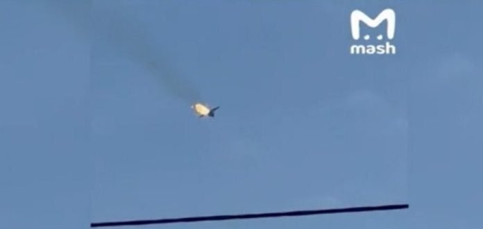 The moment a Russian hypersonic fighter crashed